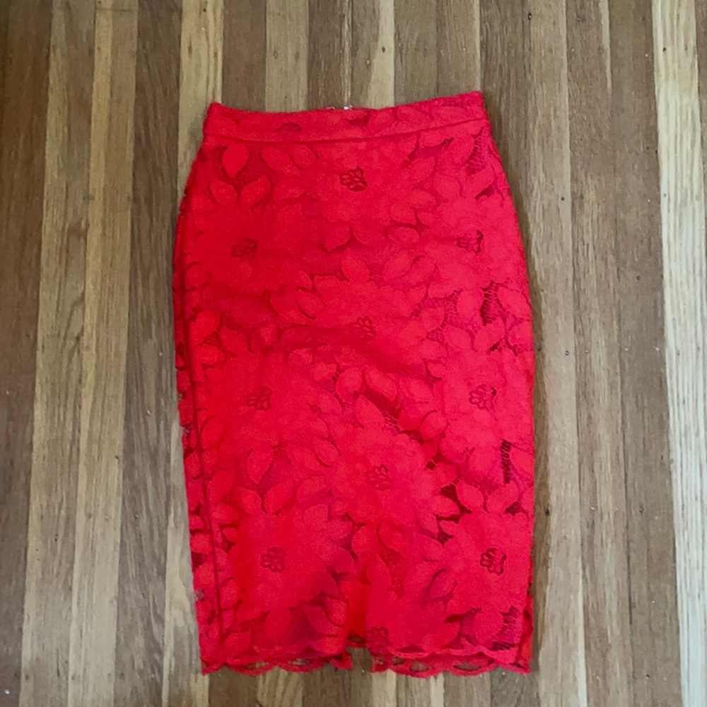 Bebe bright red floral lace pencil skirt